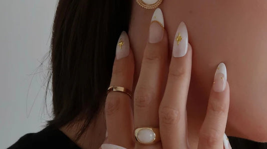 Glam Up Your Fall Look with These Stunning Golden Press-On Nails