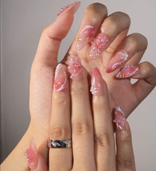 Floral Dreamland Design - Press on Nails